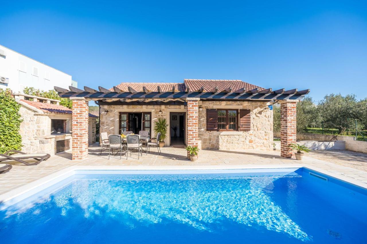 Holiday Home Sandra Sukošan Екстериор снимка
