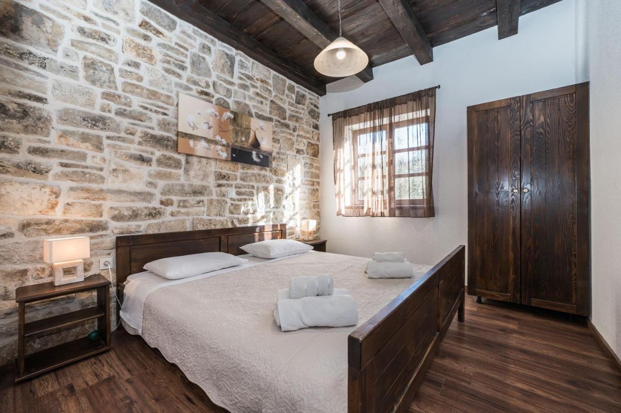 Holiday Home Sandra Sukošan Екстериор снимка